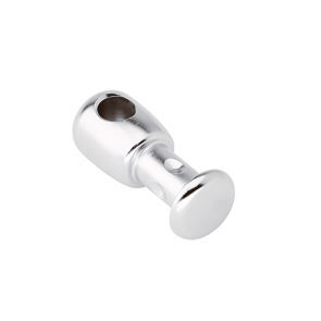 Harken POST-100 mm H-22126B aus glänzendem Metall in Detailansicht vor weißem Hintergrund
