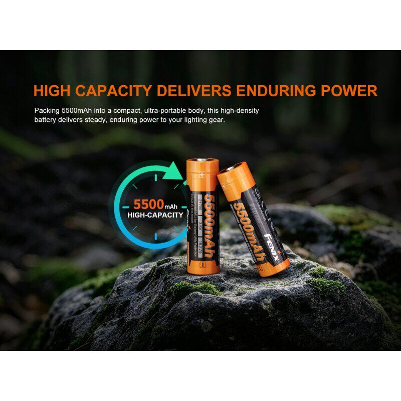 Fenix ARB-L21-5500 LiIon Akku 21700 mit 5500 mAh in einer Detailansicht.