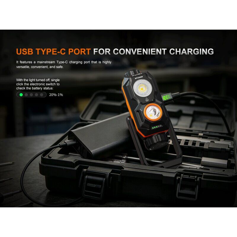 Die Fenix WT26RM Arbeitsleuchte wird über einen praktischen USB-C-Anschluss aufgeladen.
