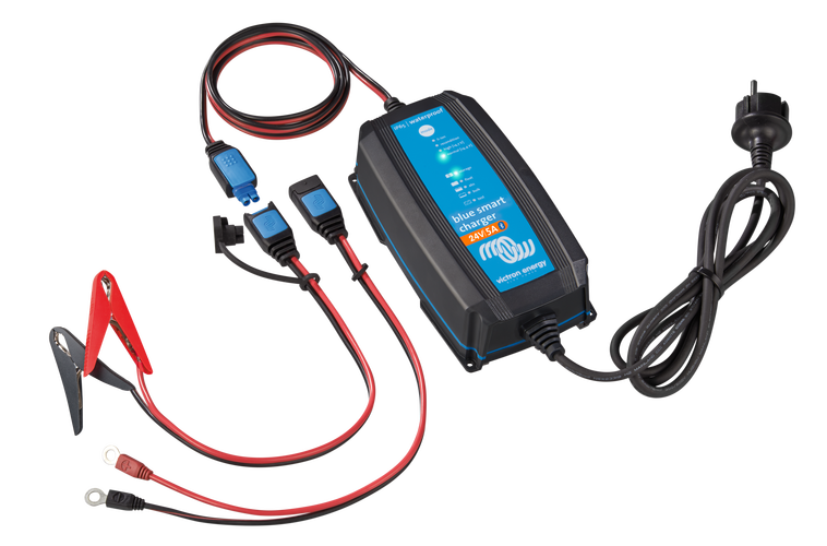 Victron Blue Smart IP65 Charger 24/5(1) 230V CEE