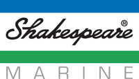 Das offizielle Logo der Marke Shakespeare Marine mit schwarzem Schriftzug und blauen sowie grünen Balken.