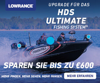 Werbebanner für das Lowrance HDS Ultimate Fishing System mit einem Boot auf dem Wasser und Rabatt von bis zu 600 Euro.