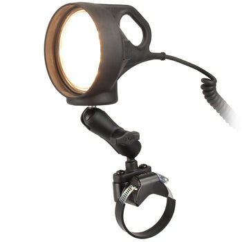 RAM Mounts Spotlight mit Rohrhalterung - mit Schraubklemme, mittlerem Verbindungsarm, B-Kugel (1 Zoll), gewendeltes Kabel mit Zig.-Anzünder-Adapter