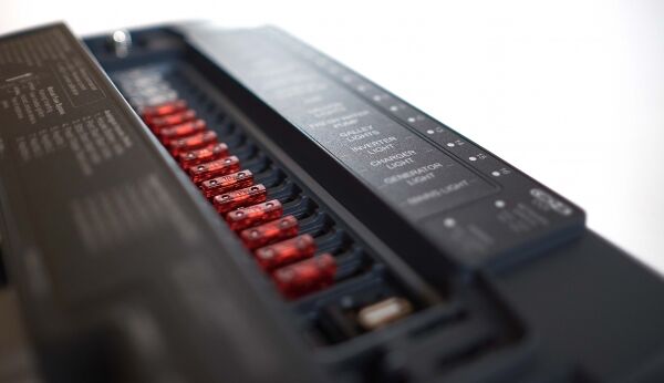 7301_detailkanalencoi CZone Combination Output Interface COI